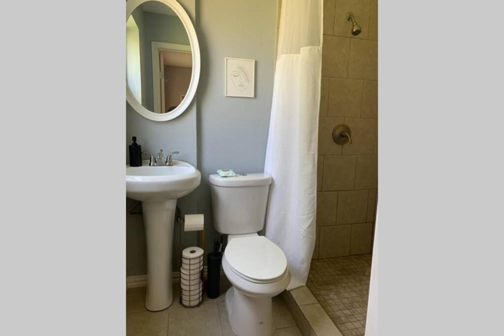**Min Frm Dwntwn Fort Worth*Modern*Cozy*Townhome** Exterior foto